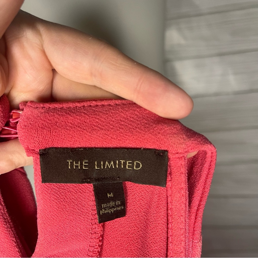🫶 The Limited Ruffled Top - Picture 4 of 5